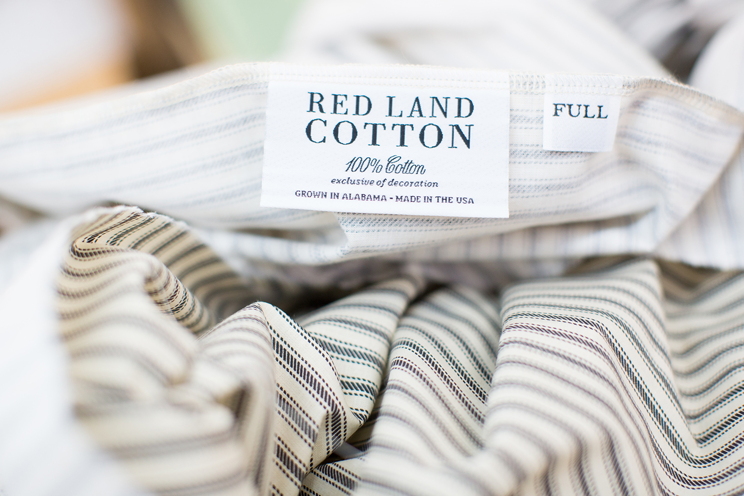 detail shot of Red Land Cotton lable