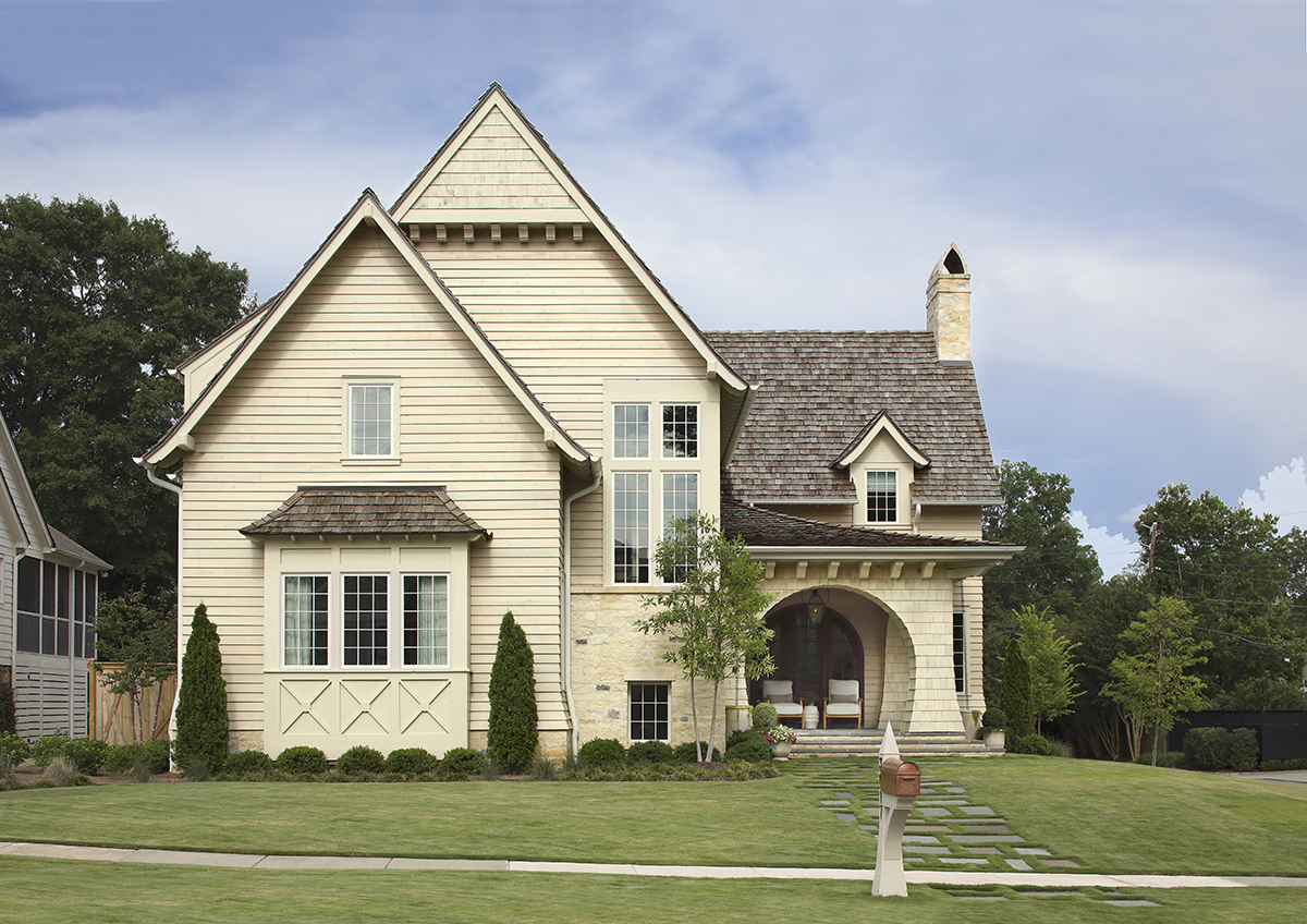 Front view of Edgewood house.